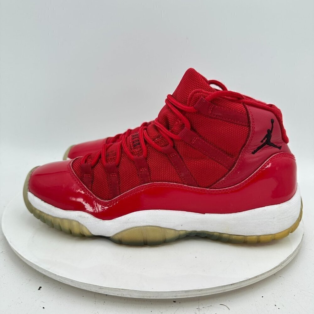 Nike Air Jordan 11 Win Like 96 Youth Size 7Y Women 8.5 378038-623 Gym Red Shoes